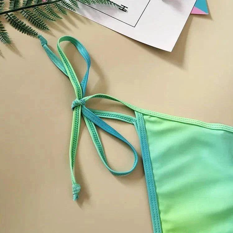 Split bikini
