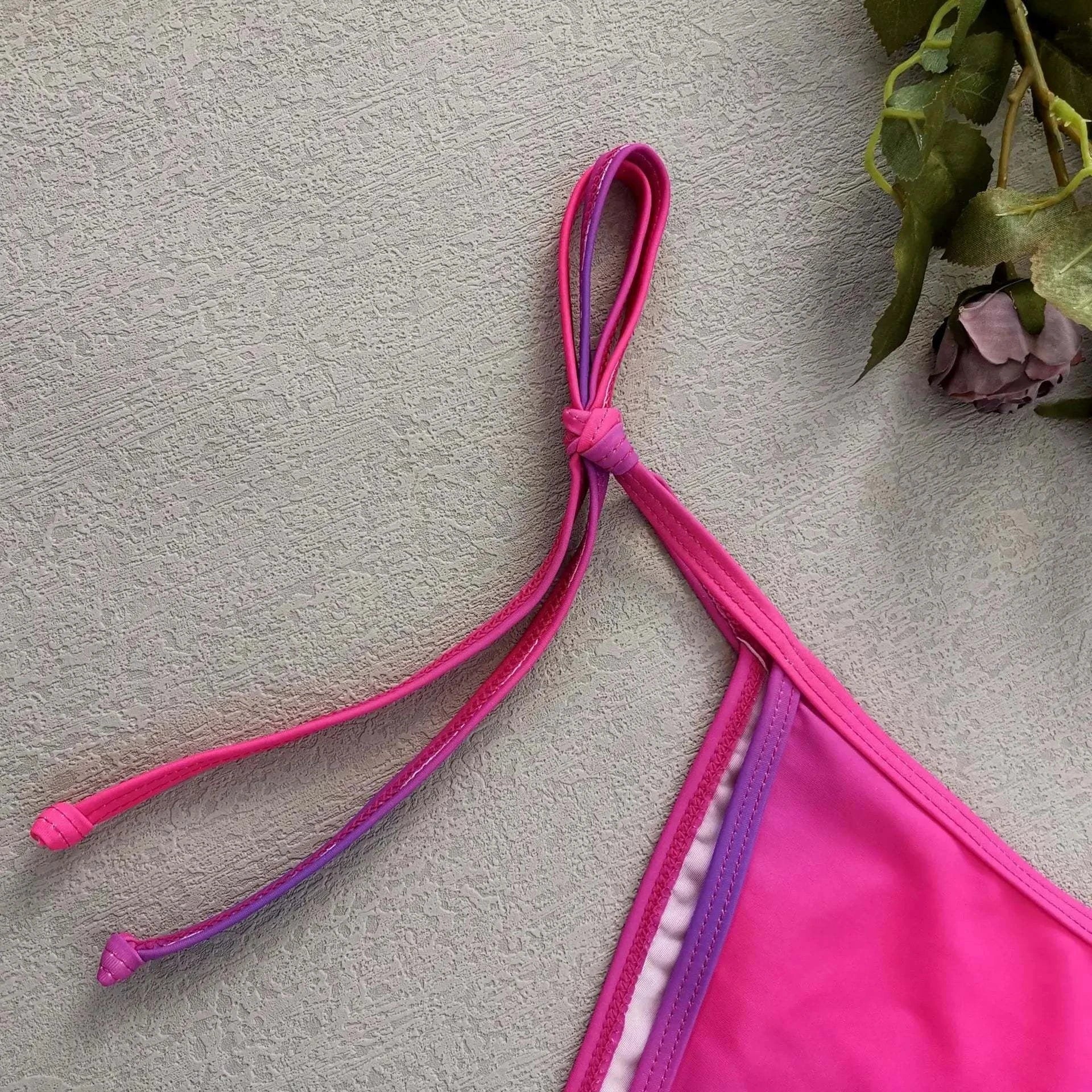 Split bikini