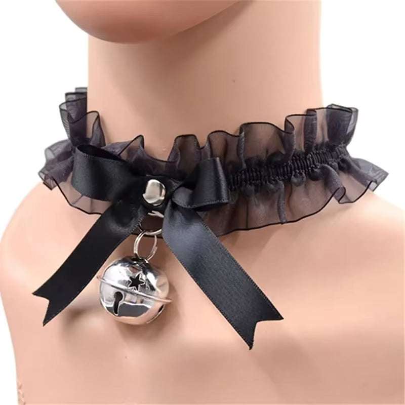 Gothic lace choker necklace with a pendant bow and bell, ideal for parties and cosplay.